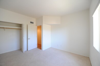 2121-Guestroom2