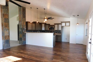 4810 Rio St, Farmington, NM 87402 - photo 5