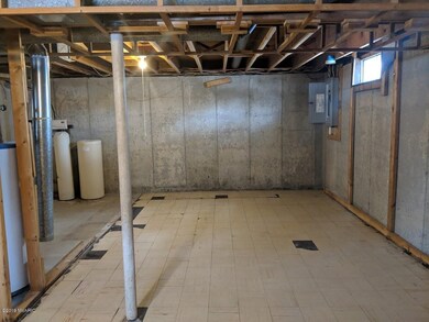 915 S Constantine St, Three Rivers, MI 49093 - photo 6