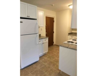 30 Hamilton St unit 32, Saugus, MA 01906 - photo 4