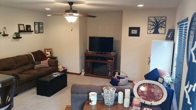 5106 Luke St, Cedar Falls, IA 50613 - photo 4