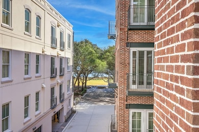 36 Prioleau St unit B, Charleston, SC 29401 - photo 3