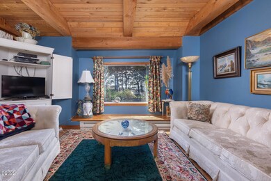 #2 pic living rm