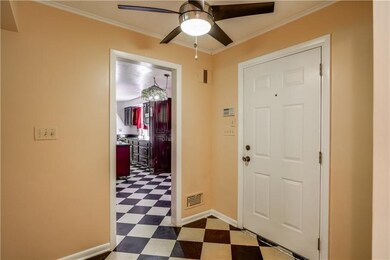7x6 entry foyer