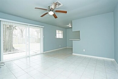 6343 Maple Hill Dr, Houston, TX 77088 - photo 2