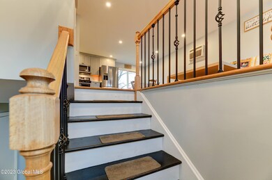 23 Market St, Schenectady, NY 12302 - photo 2