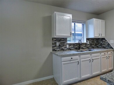 1707 Hidden Valley Dr, Houston, TX 77088 - photo 3