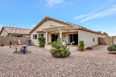 32_10609_W_Mohawk_Ln__32_mls