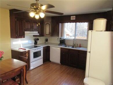 59 Walnut St, Lehighton, PA 18235 - photo 7