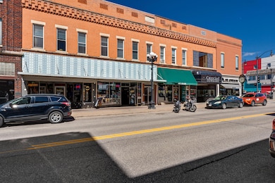 427 Main St, La Crosse, WI 54601 - photo 2