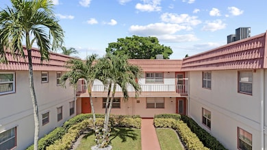 43 Saxony A unit 430, Delray Beach, FL 33446 - photo 2