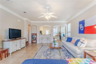 2513 S 2nd St unit 13A, Waco, TX 76706 - photo 4