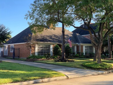 16106 Peach Bough Ln, Houston, TX 77095 - photo 2