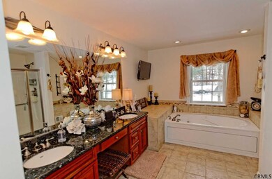 6 Seymour Dr, Saratoga Springs, NY 12866 - photo 6