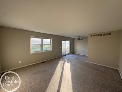953 Kirts Blvd unit 28, Troy, MI 48084 - photo 5