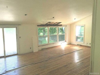 Family Room.