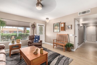 9540 W Briarwood Cir N, Sun City, AZ 85351 - photo 6