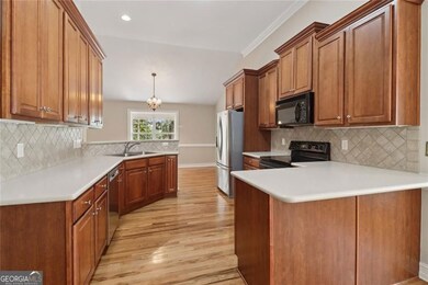 340 Thornhill Cir, Jefferson, GA 30549 - photo 3