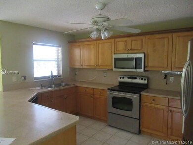 2233 SW 120th Ave, Miramar, FL 33025 - photo 7