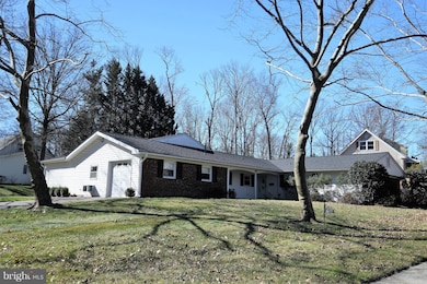 13454 Yorktown Dr, Bowie, MD 20715 - photo 3