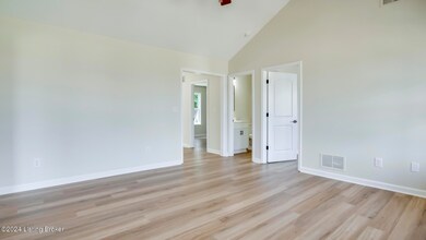 892_TecumeshDr_40165_0160