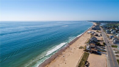 48 Maplewood Ave, Westerly, RI 02891 - photo 3