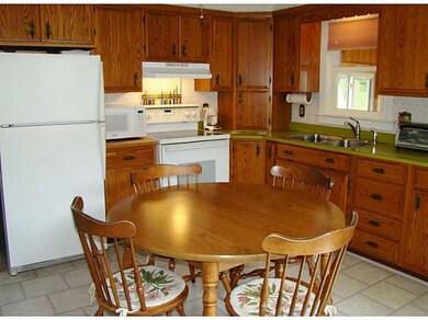 Kitchen. View #4
