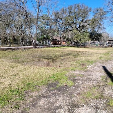 7301 Touchstone St, Houston, TX 77028 - photo 6