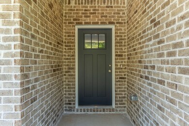 4-web-or-mls-6029 Staff Rd Exterior-11