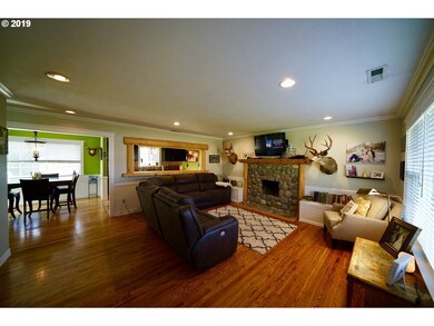 1514 31st Ave, Longview, WA 98632 - photo 2