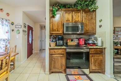 2937 Mayfair Ln, Lancaster, TX 75134 - photo 7