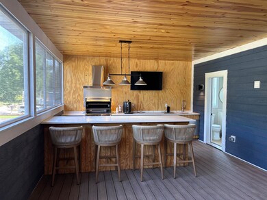 Built-In Bar & Grill