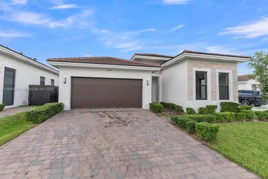 19447 SW 124th Ct unit 1, Miami, FL 33177 - photo 2