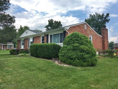 5501 Idlewood Ln, Louisville, KY 40291 - photo 4