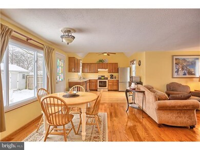 255 Park St, Honey Brook, PA 19344 - photo 6