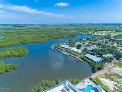 Fabulous Waterfront Views
