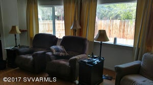 200 Harnony Living Room Photo
