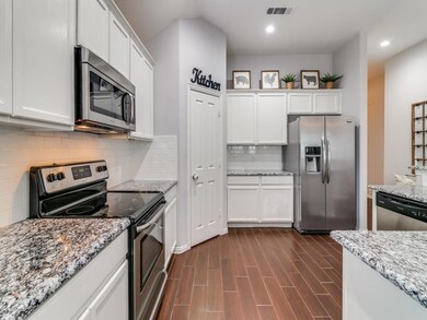 225 Shadybrook Dr, Wylie, TX 75098 - photo 5