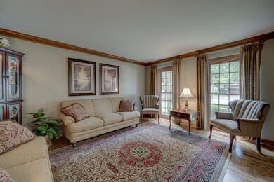 929 W Bailey Rd, Naperville, IL 60565 - photo 7