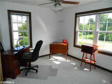 2630 N Oak Ln, West Point, VA 23181 - photo 7