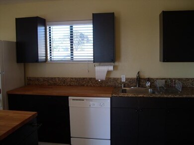 1401 Forest Ave unit b, Carlsbad, CA 92008 - photo 5