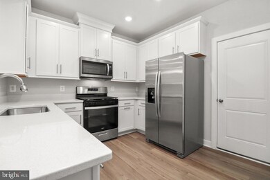 20847 Owenmore Terrace, Sterling, VA 20166 - photo 6