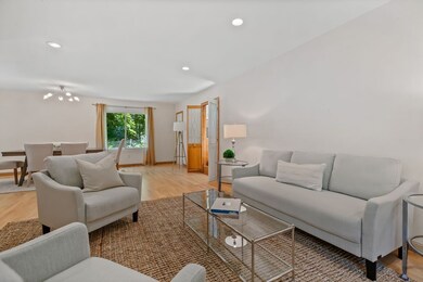 206 Lagrange St unit 206, Chestnut Hill, MA 02467 - photo 7