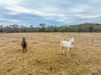 639 Deer Valley Rd, Weatherford, TX 76085 - photo 2
