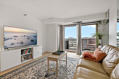 City Walk unit 1912, Saint Paul, MN 55101 - photo 2