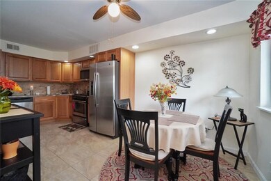 457 Willow Rd E, Staten Island, NY 10314 - photo 7