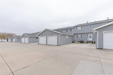 4144 Aspen Ct, Waterloo, IA 50701 - photo 2