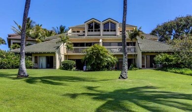 Manualoha 902 is on the top left. No upstairs neighbors