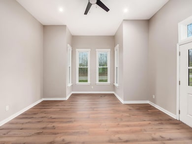 008_ Rd Galloway OH 43119 USA