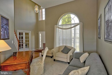 11202 Arrowleaf Ct, Germantown, MD 20876 - photo 3